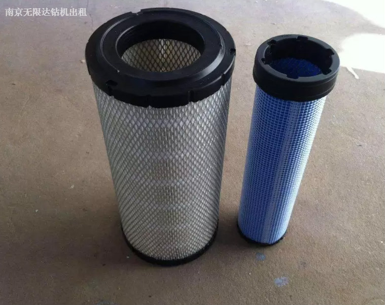 鉆機保養(yǎng)須知：更換空氣濾芯的注意事項有哪些？.jpg