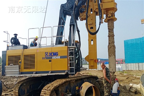 徐工旋挖鉆機(jī)的五個(gè)安全設(shè)施，您知道嗎？.jpg
