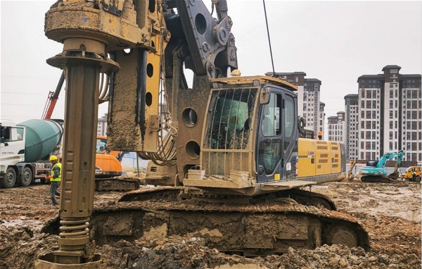 新客戶何以如此信任徐工旋挖鉆機(jī)？.jpg