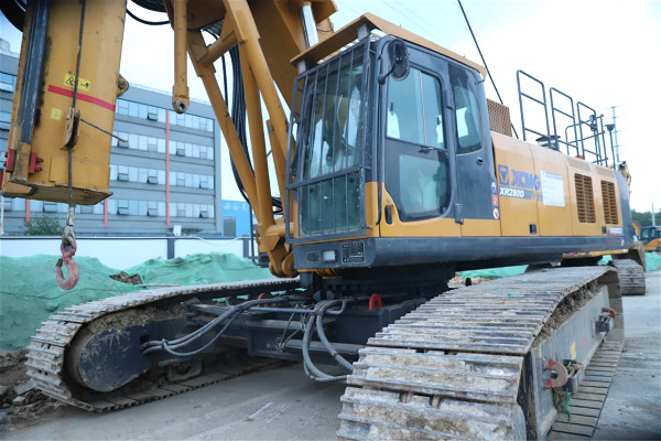 XR360、280D旋挖鉆機(jī)打孔徑800-1200mm樁.jpg